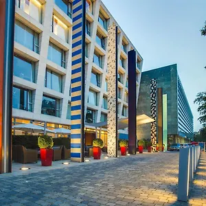 **** Hotel Radisson Blu Media Harbour Hotel, Germania