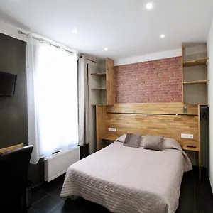 Des Pyrenees Otel Paris