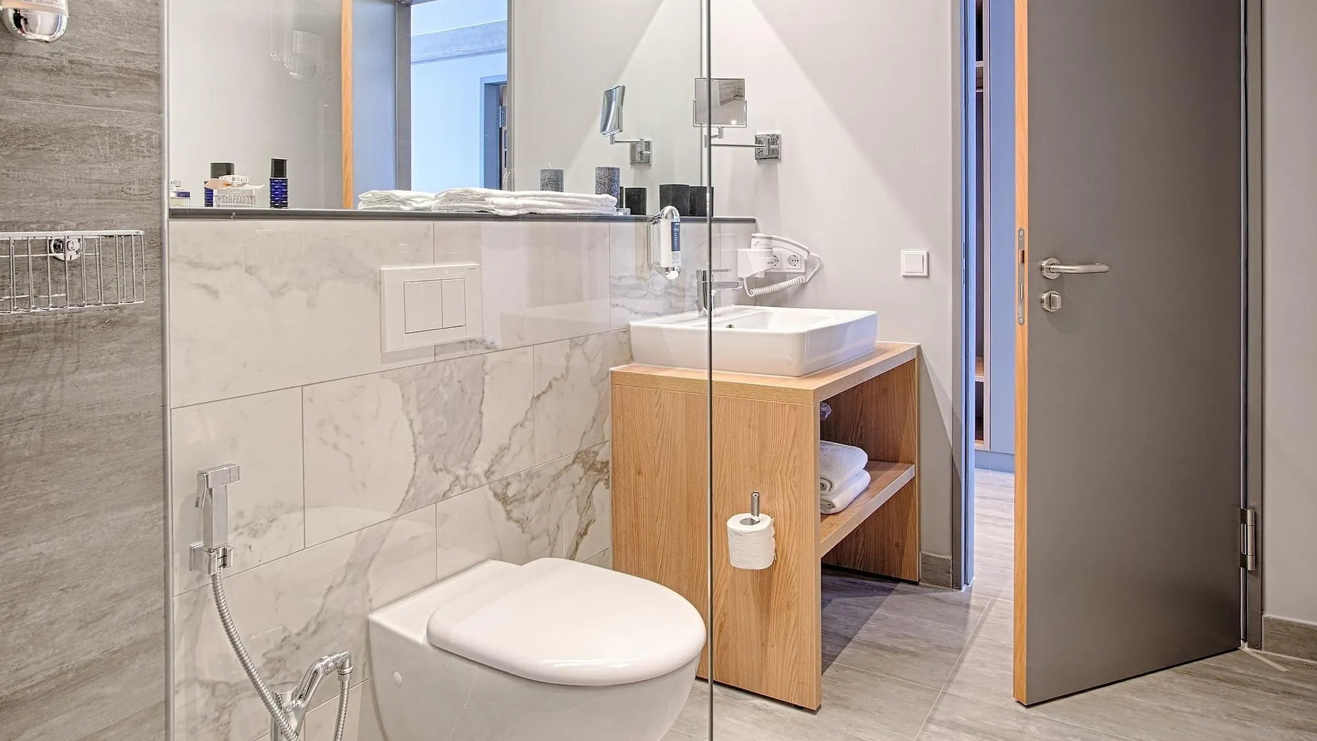 Mloft Apartments Muenchen 4*, Monaco di Baviera